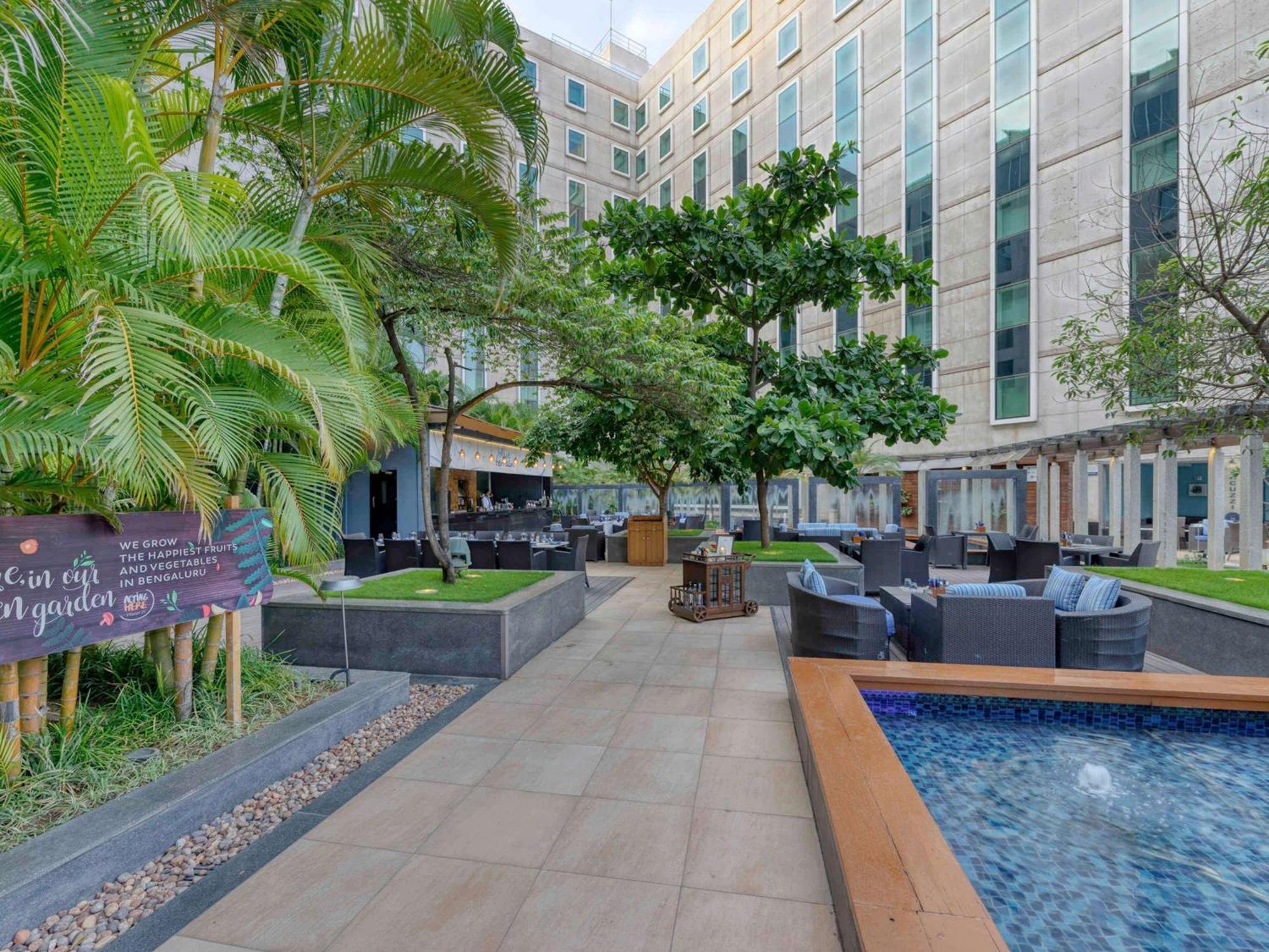 Novotel Bengaluru Outer Ring Road Zewnętrze zdjęcie